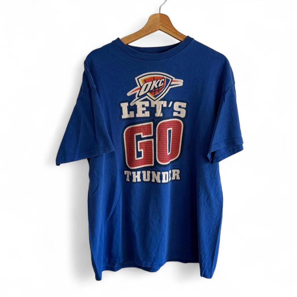 2000s Oklahoma City Thunder T Shirt XL